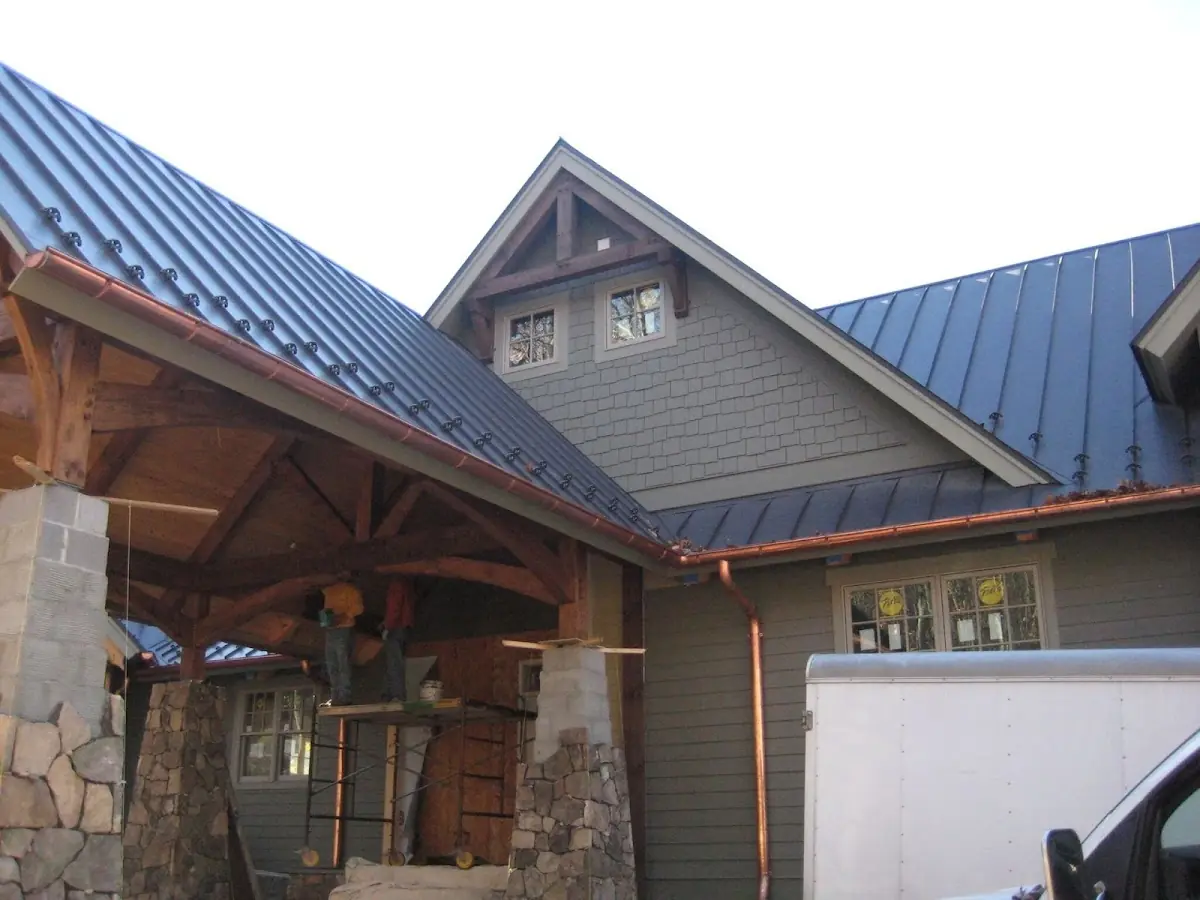 Craftsman Roofing team delivering quality roofing work in Memphis